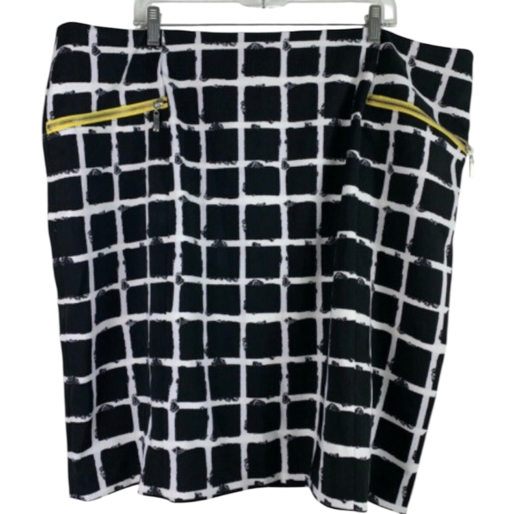 Cato‎ BLACK AND WHITE SKIRT with YELLOW zippers SIZE 10, CB48